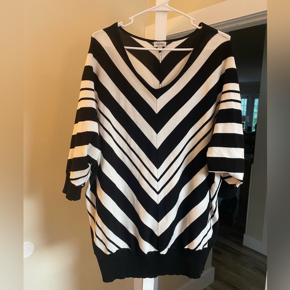 Avenue black and white sweater.
